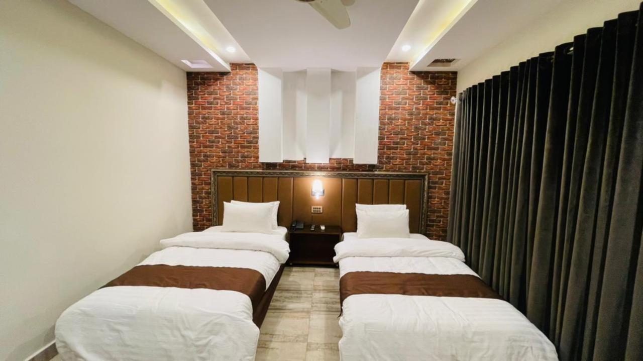 Golden Sand Hotel Rahim Yar Khan Exteriér fotografie